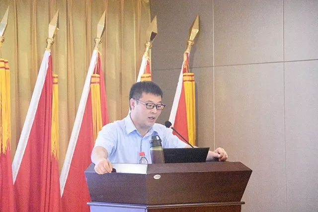 5bc3f87053d11.png 2.png